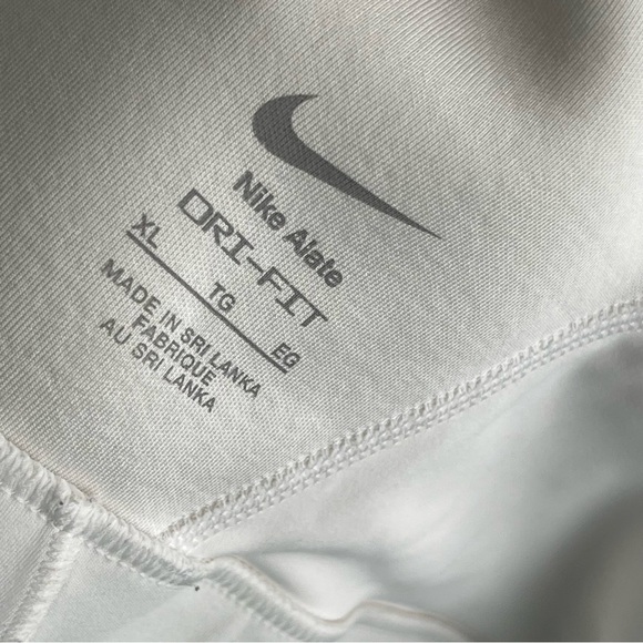 Nike Alate Dri Fit Bra - Picture 7 of 7